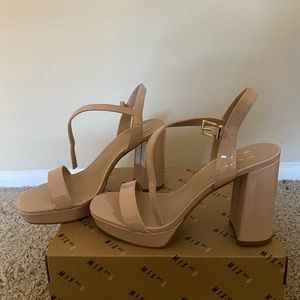 Mix No. 6 nude heels worn once for a wedding! Size 7M